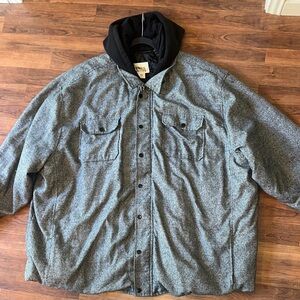 True NatioGray and Black Lightweight Shirt Jacket with Collar and Zipper Closure